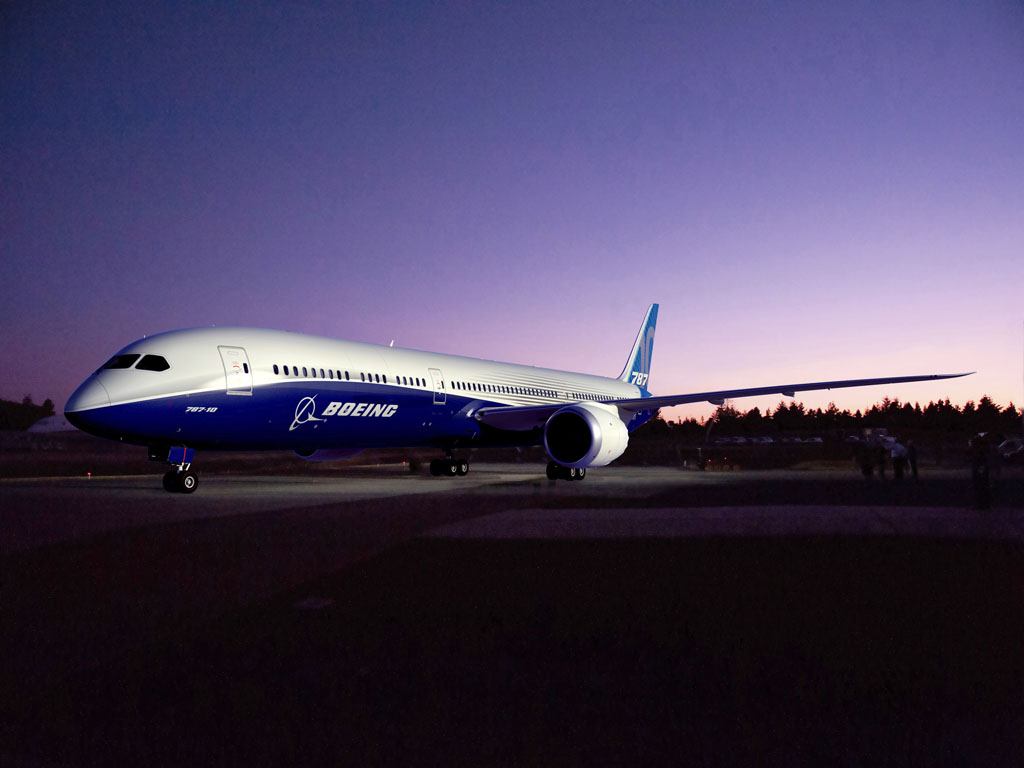 Boeing 787-10