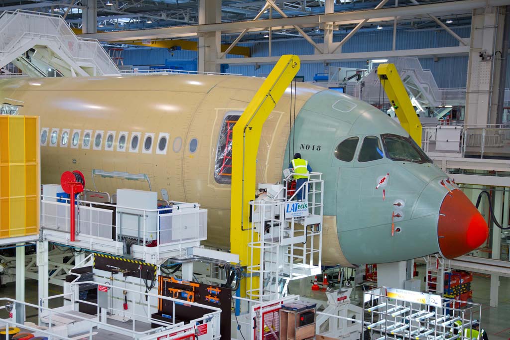 El A350 y el A400M siguen siendo las pesadillas de Airbus Group por los problemas de producción.