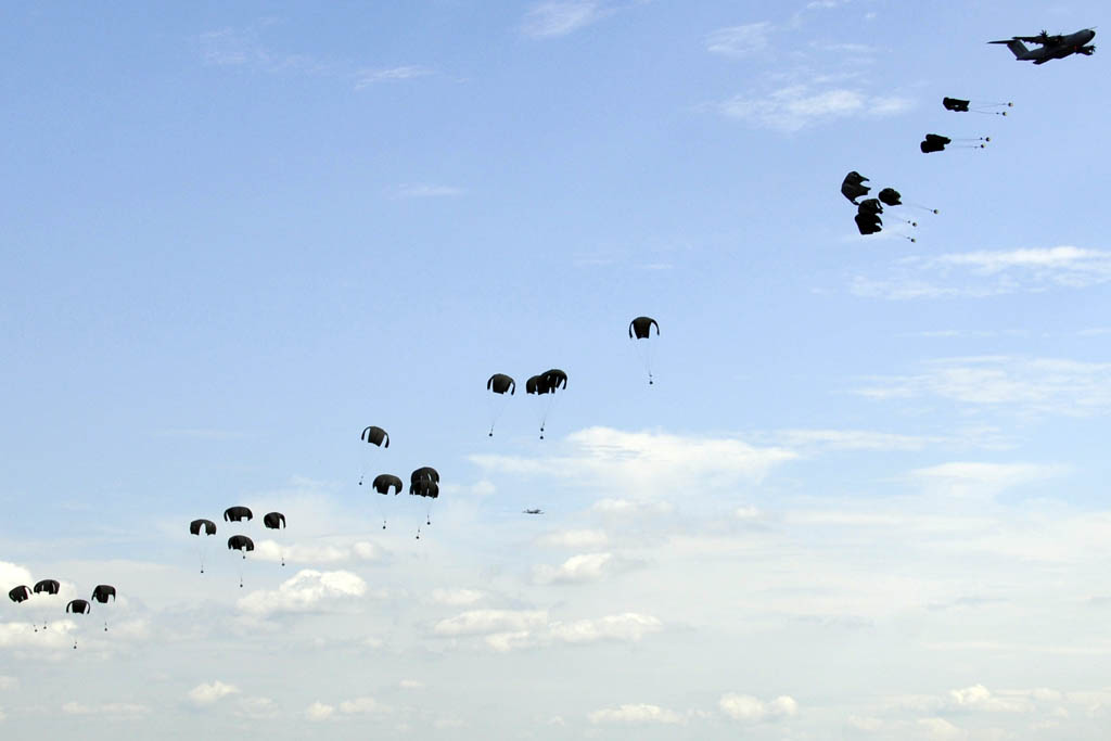 lanzamiento de cargas desde el A400M