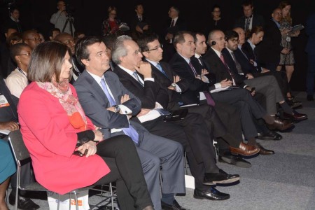 Carmen Librero, primera a la izquierda, junto a directivos de Enaire, AENA y el ministerio de Fomento durante la inauguración del World ATM Congress.