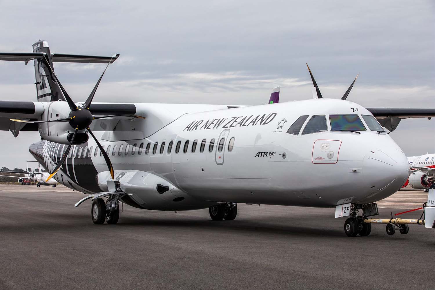 Entre las entregas en 2021 de ATR estuvo el ejemplar número 1.600, este ATR 72 de Air New Zealand.