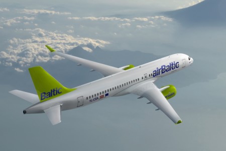 Air Baltic Bombardier CS300 Barcelona y Palma de Mallorca son actualmente los únicos destinos de Air Baltiic en España.