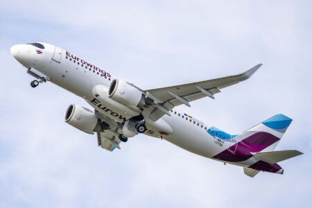 El primer A320neo de Eurowings en uno de sus vuelos d eprueba.