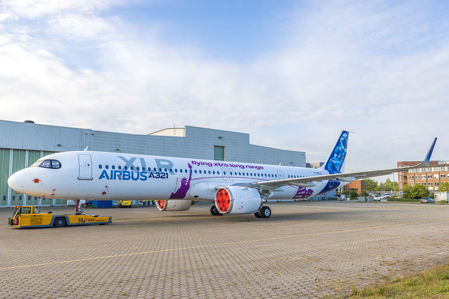 El primer A321 XLR ya pintado.