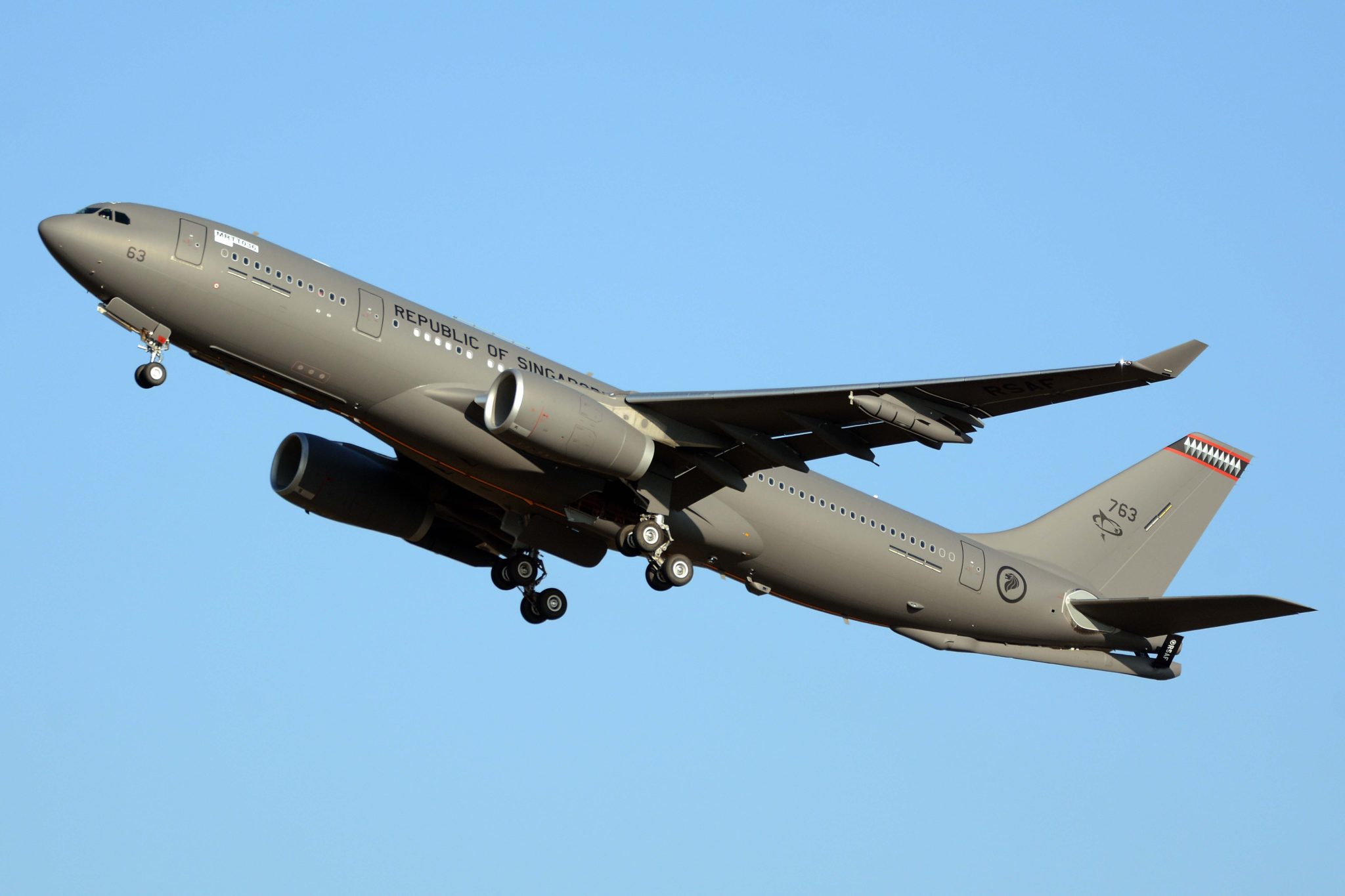 Airbus A330MRTT de la Fuerza Aérea de Singapur despegando de Getafe en uno de sus últimos vuelos previos a su entrega.