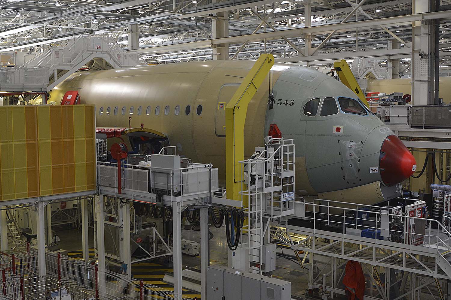 La división de aviones comerciales de Airbus ha sido la más afectada en el primer trimestre d 2020 con una caída de sus ingresos de más del 20 por ciento.