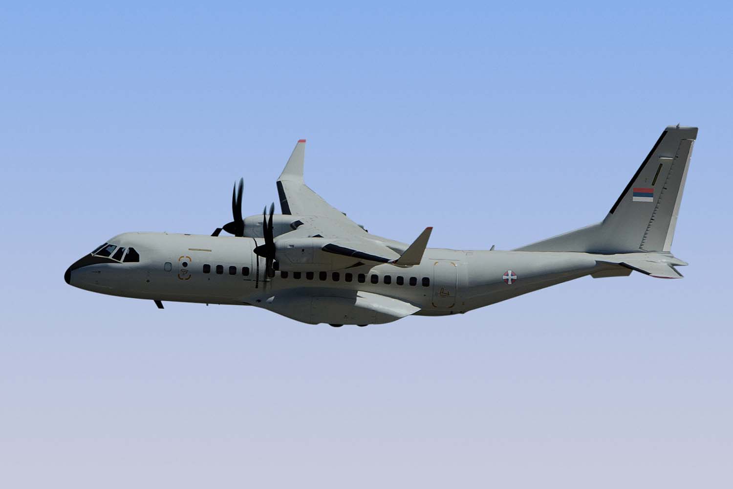 Airbus C295 con los colores de la Fuerza Aérea de Serbia.