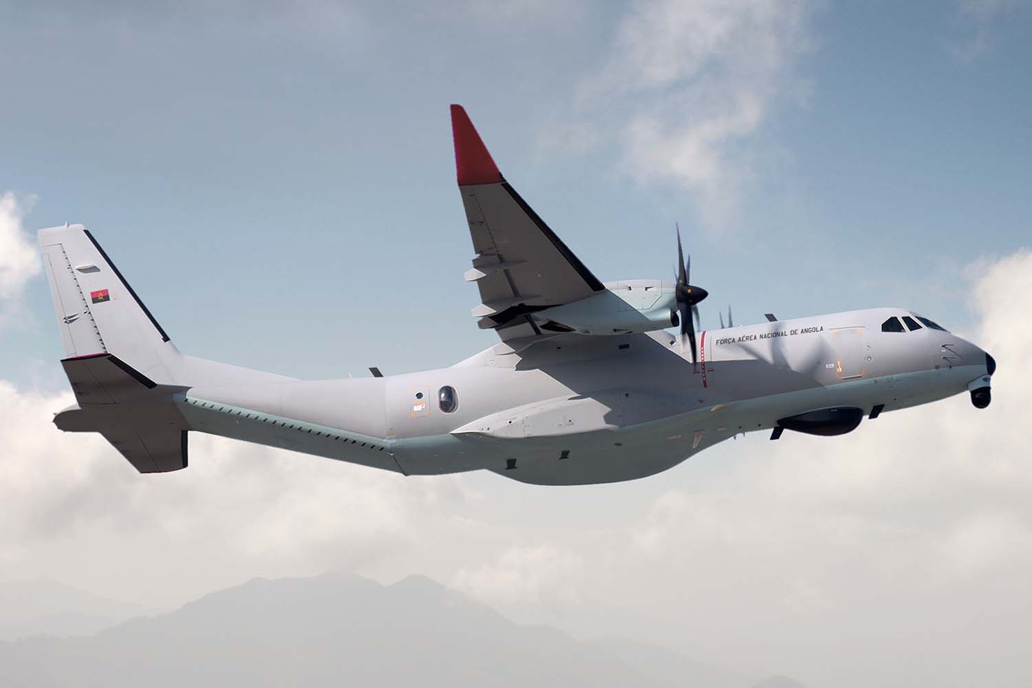 Angola se suma a la lista de compradores del Airbus C295.