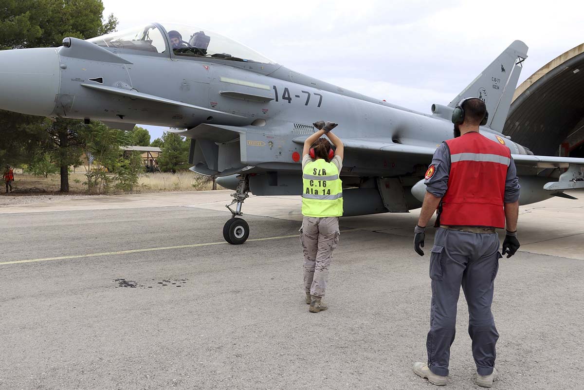 LLegada a la base aérea de Los Llanos de los Eurofighter del Ala 14.