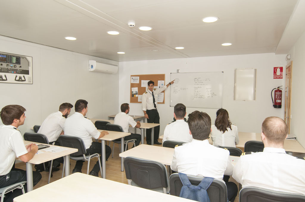 European Flyers abre el plazo de matriculación para su nuevo curso de piloto comercial de Línea Aérea en su base de Madrid.