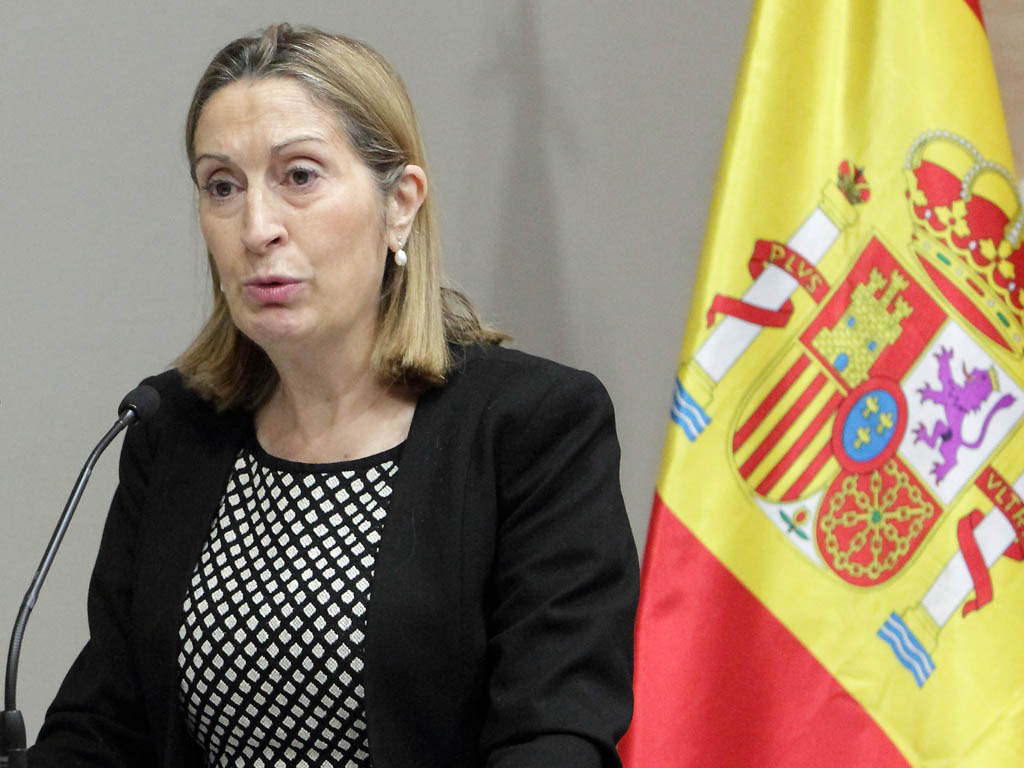 Ana Pastor nombra a Raúl Medina nuevo director general de Aviación Civil.