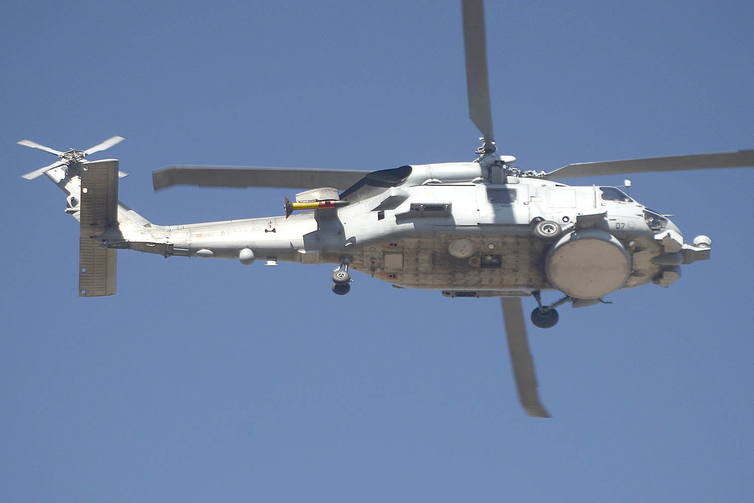 El SH-60B matrícula 01-1007 fue el primero del segundo lote del modelo comprado por la Armada.