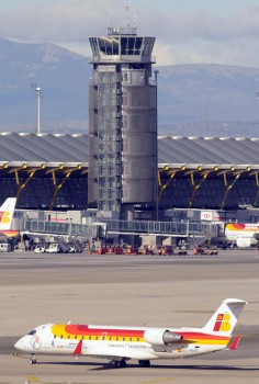 Torre auxiliar en la T4 de Barajas