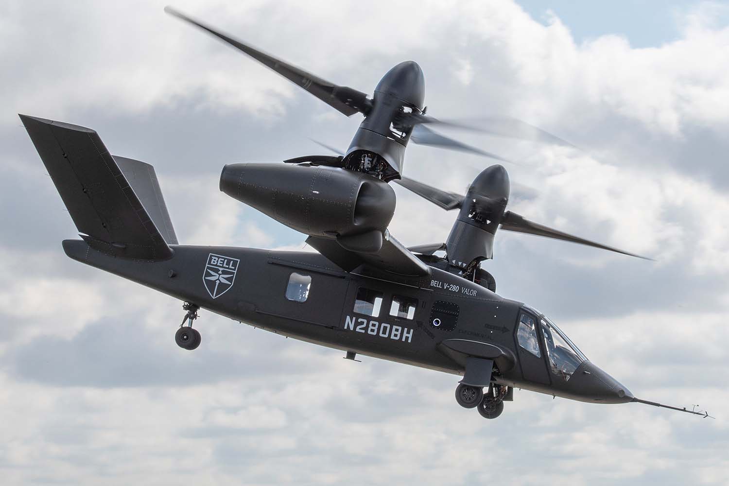 El demostrador del Bell V-280 Valor durante uno de sus vuelos de prueba.