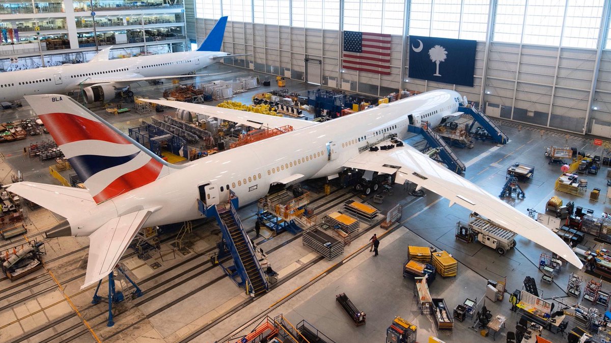 Entre los 10 aviones entregados por Boeimng en junio de 2020 han estado los dos primeros B-787-10 para British Airways.