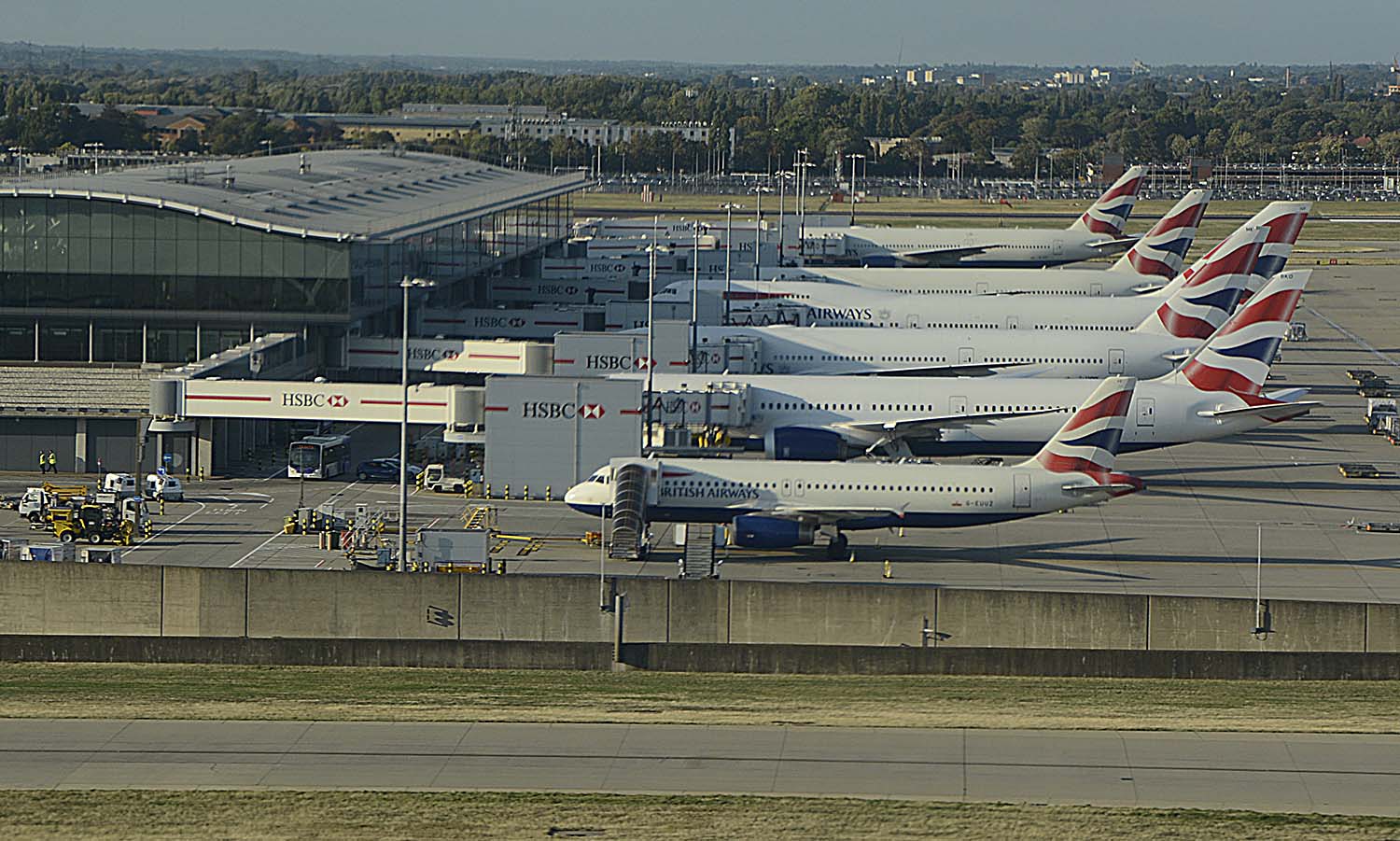 Reino Unido se prepara para el Brexit con sendos acuerdos de cielos abiertos con EE.UU. y Canadá, lo que permitirá a British Airways seguir volando a esos países.