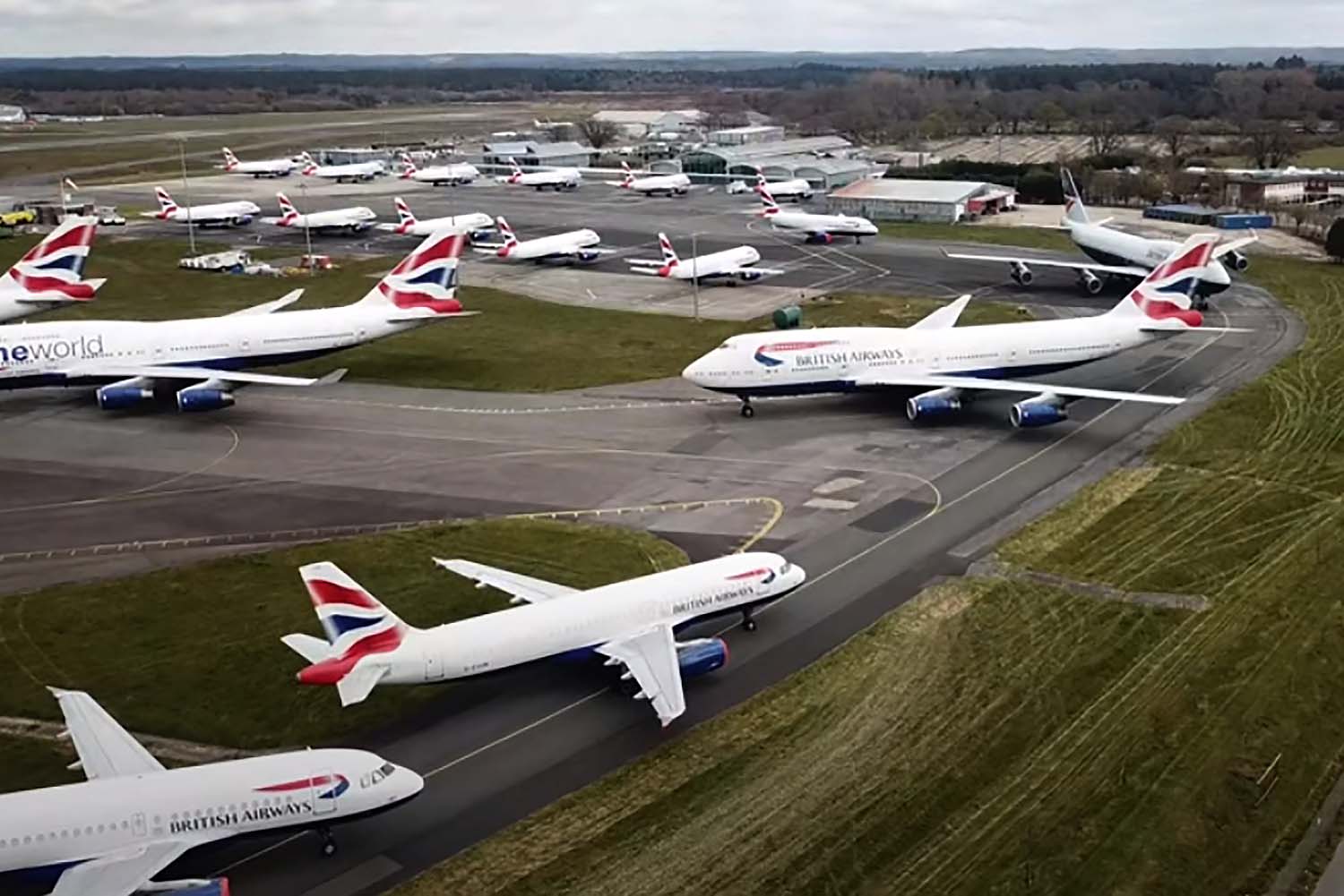 Aviones de British Airways almacenados en el aeropuerto de Bournemoutj.