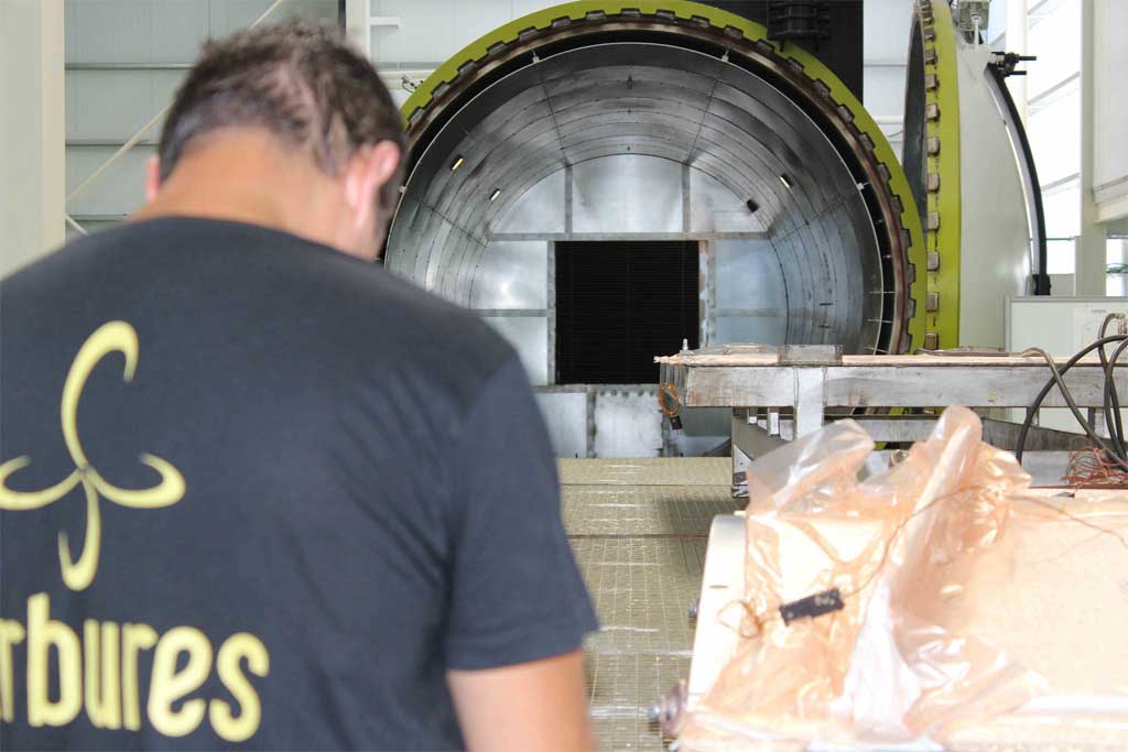 Carbures incorpora una nueva tecnología para el tratamiento de piezas de fibra de carbono para los nuevos modelos de aviones comerciales