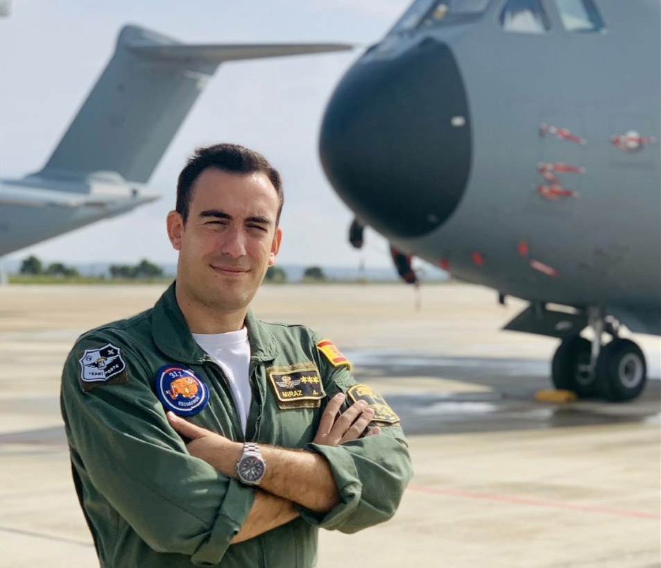 Capitán Carlos Miraz, piloto de A400M del Ala 31.