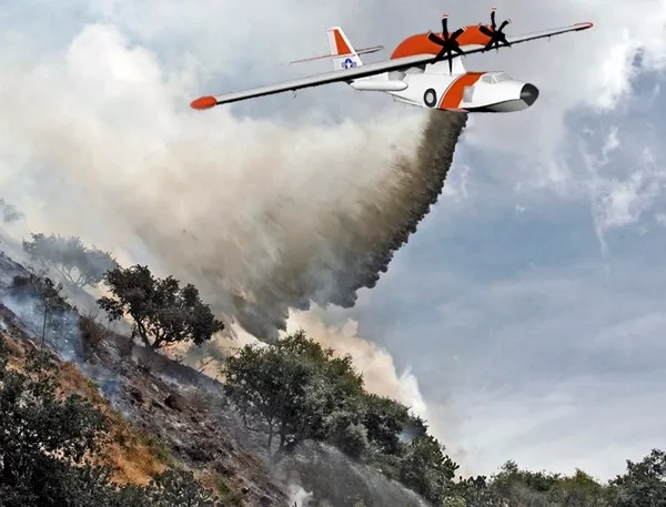 Imagen del nuevo Catalina con turbohélices en versión apaga fuegos.