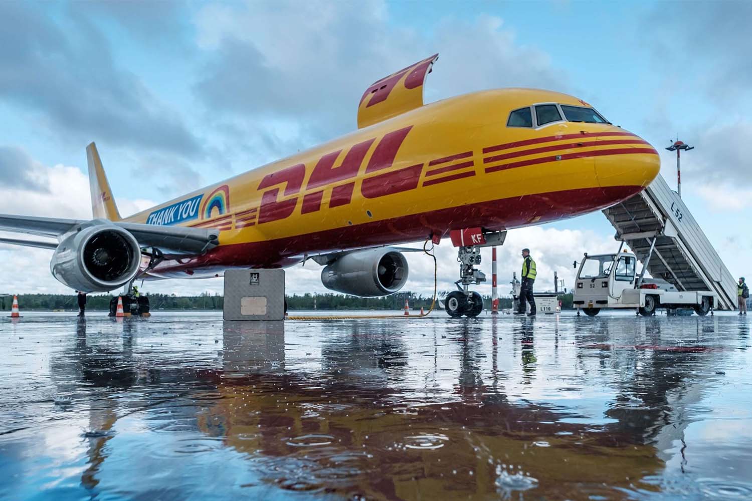 DHLA amplía a España su programa GoGren Plus para compensar emisiones contaminantes.