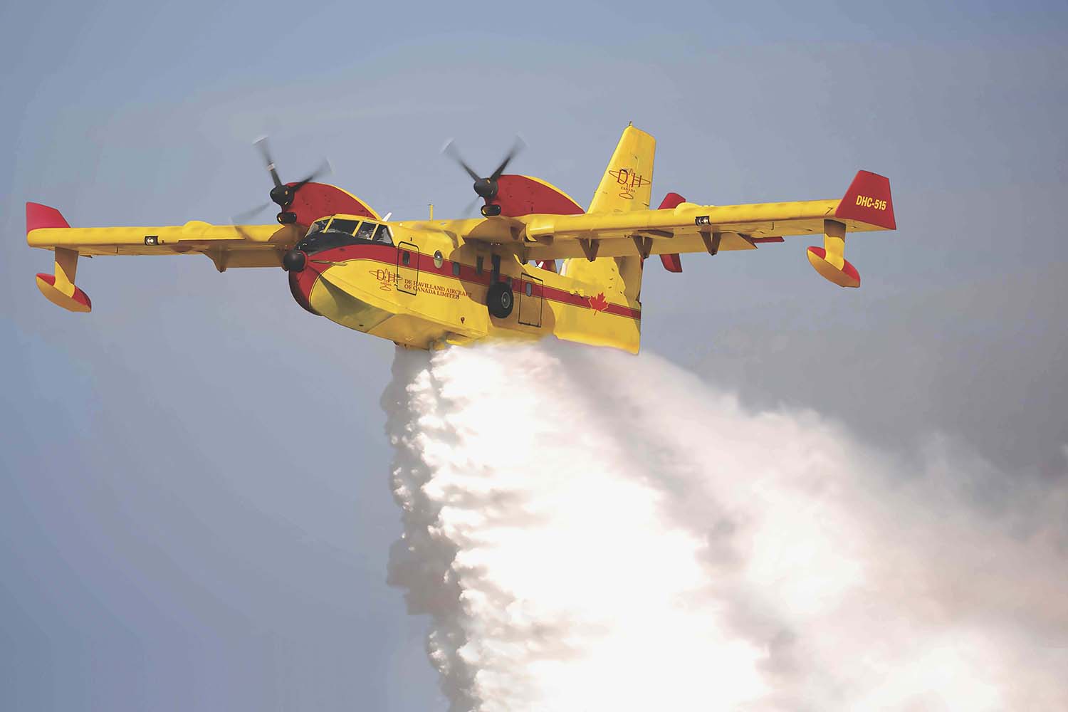 El DHC-515 no tendrá diferencias externas con el CL-415 salvo las marcas del fabricante.