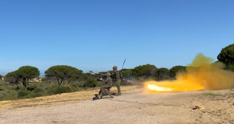 Disparo de prueba de un Mistral 3 por parte del Ejército de Tierra.
