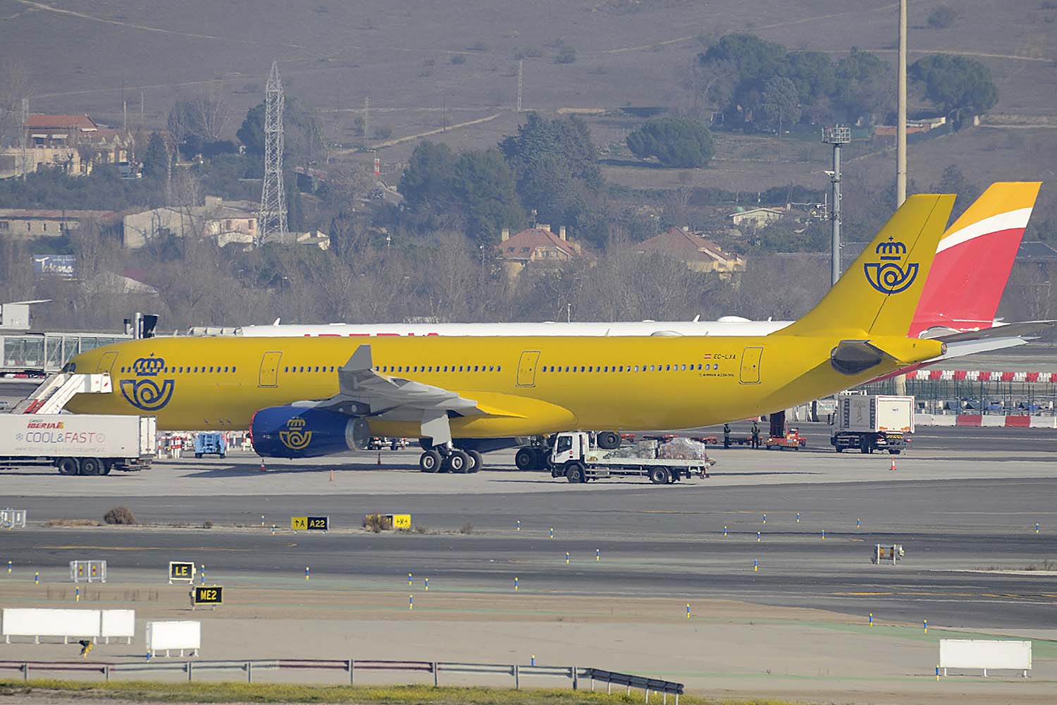 El Airbus A330 EC-LXA de Iberoijet, ya pintado de correos, a la espera de entrar en servicio.