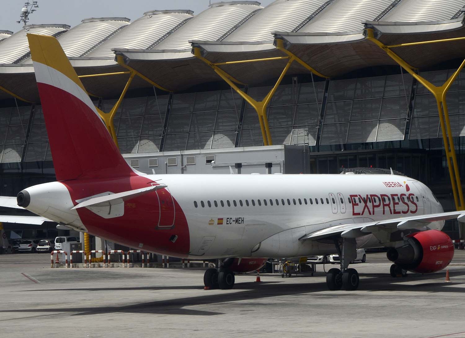 Iberia Express presume de una incidencia mínima de la huelga convocada por USO.