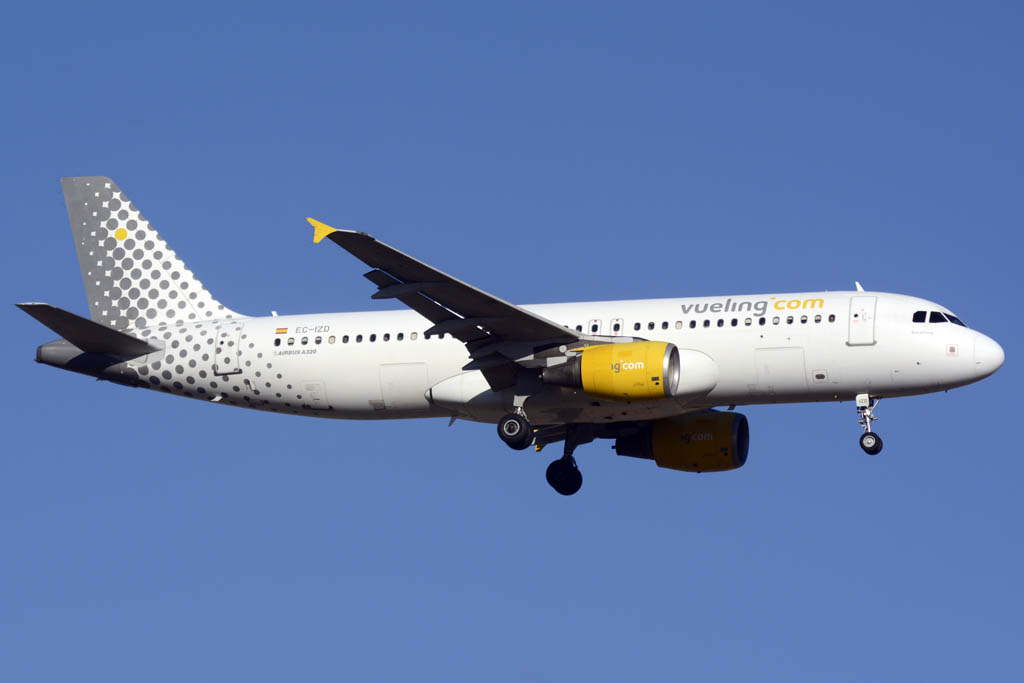 Airbus A320 EC-IZD de Vueling
