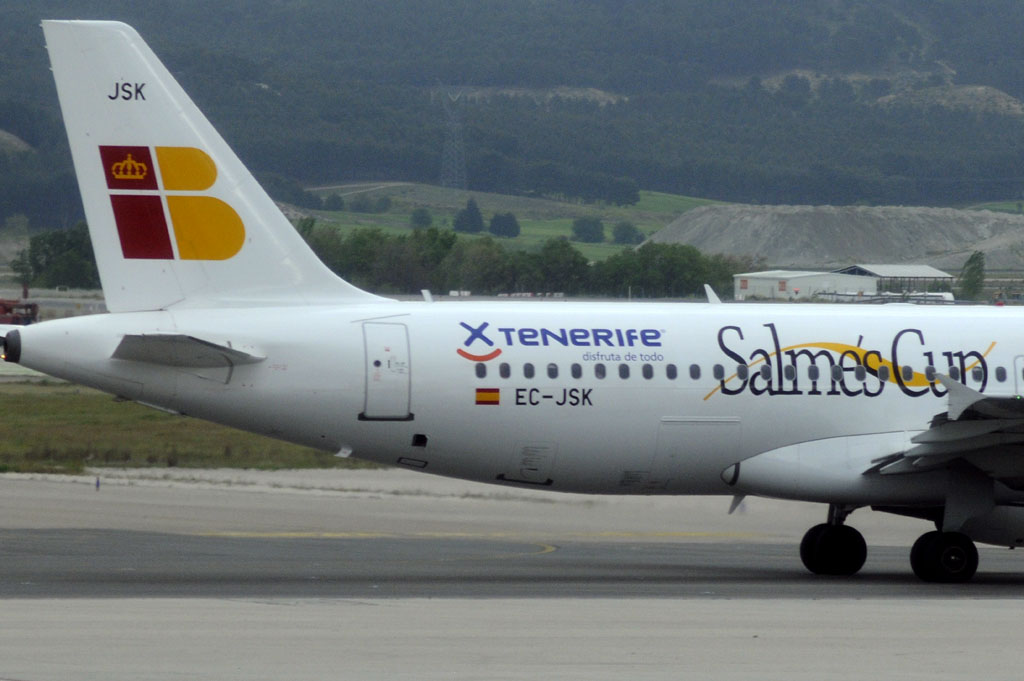 Airbus A320 EC-JSK de Iberia Express