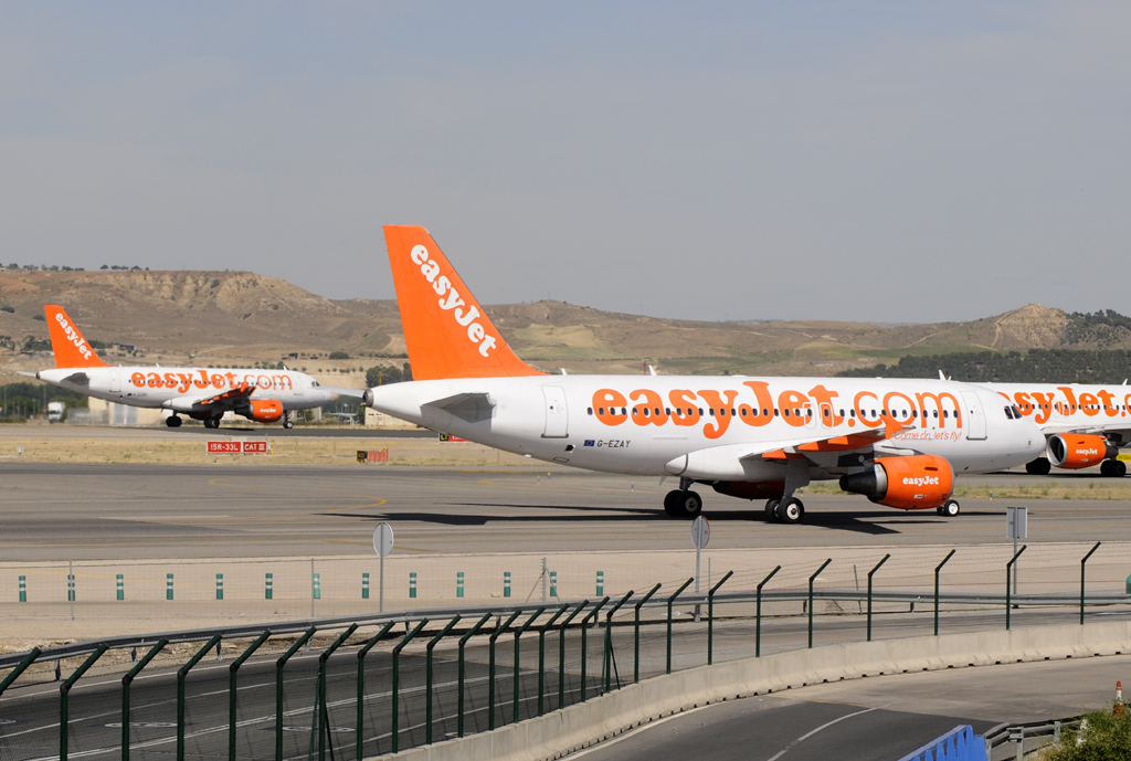 Aviones de Easyjet en Barajas