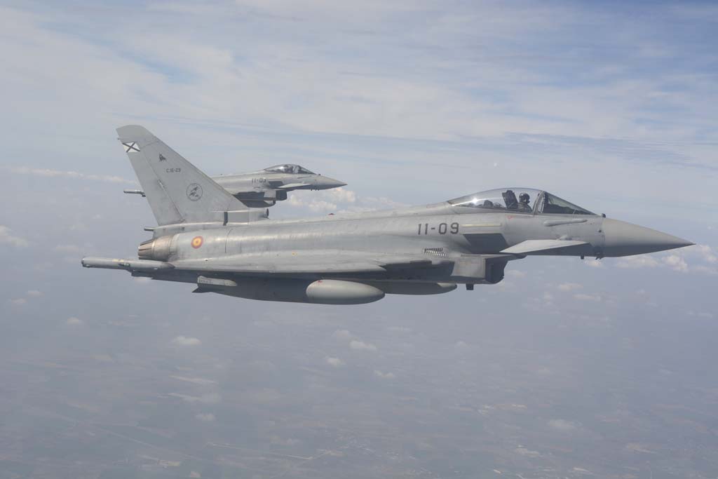 El Eurofighter, C-16 para el Ejército del Aire, es el más moderno caza en servicio en el mismo.