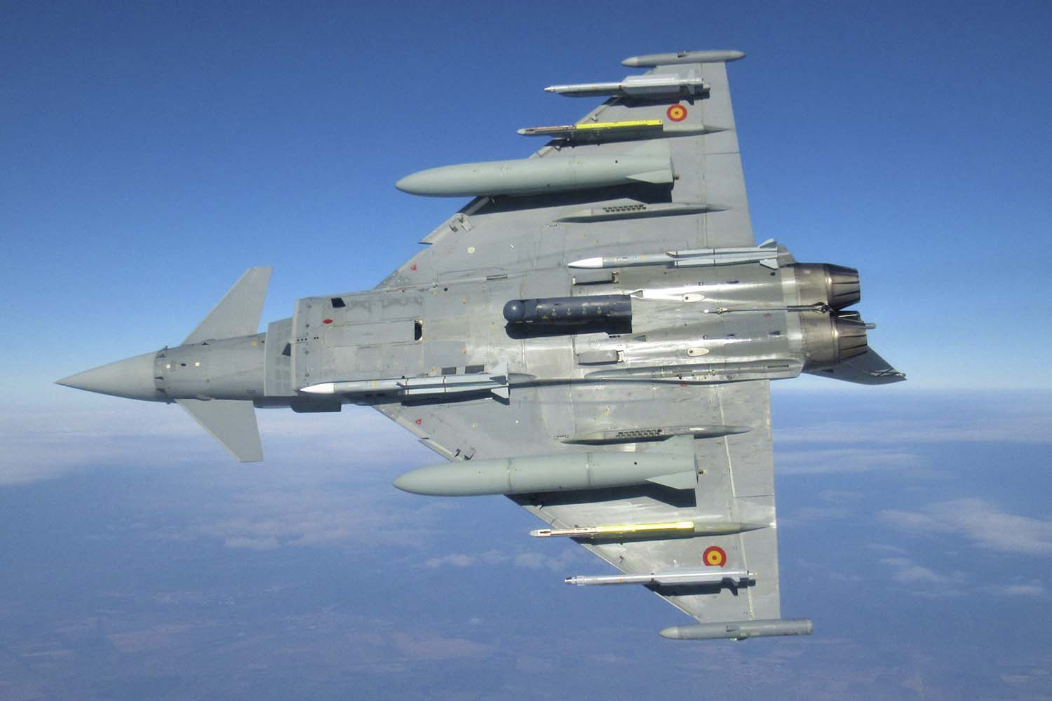Eurofighter del Ala 14 sobre Bulgaria con misiles Meteor e IRIS-T.