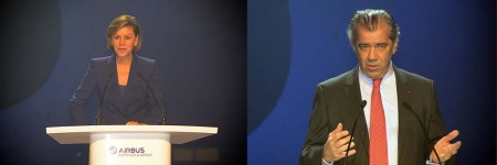 Cospedal (izquierda) y Alonso (derecha) durante sus intervenciones en la ceremonia de entrega oficial del primer A400M del Ejército del Aire español.