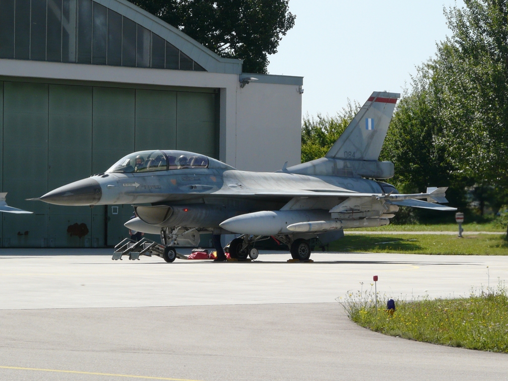 Lockheed Martin F-16DJ de la Fuerza Aérea de Grecia accidentado en Albacete.