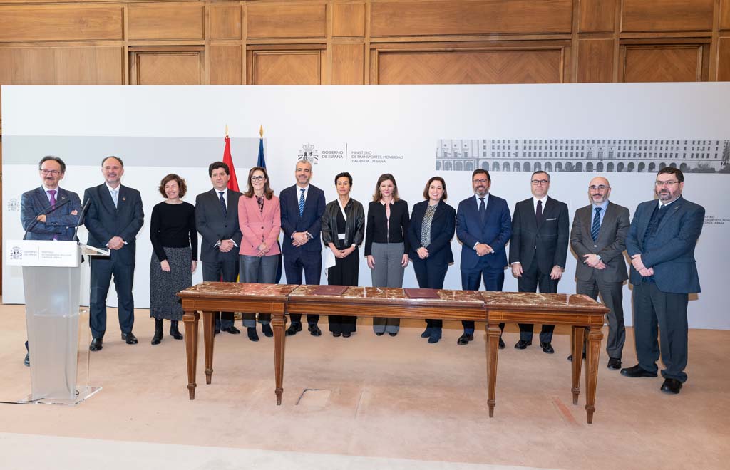 Firma Alianza para el Uso del Hidrógeno Verde en la Aviación.