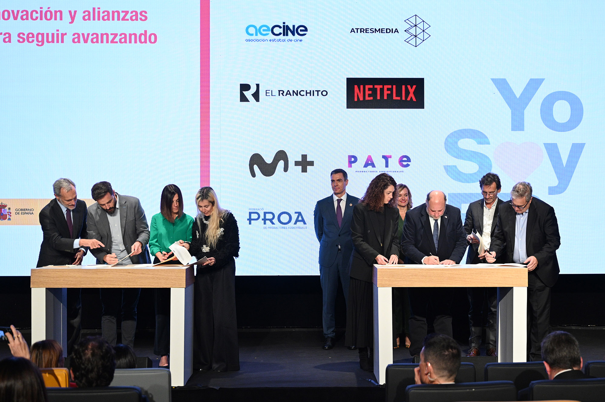 Firma de los acuerdos para la promoción de la Formacón Profesional.