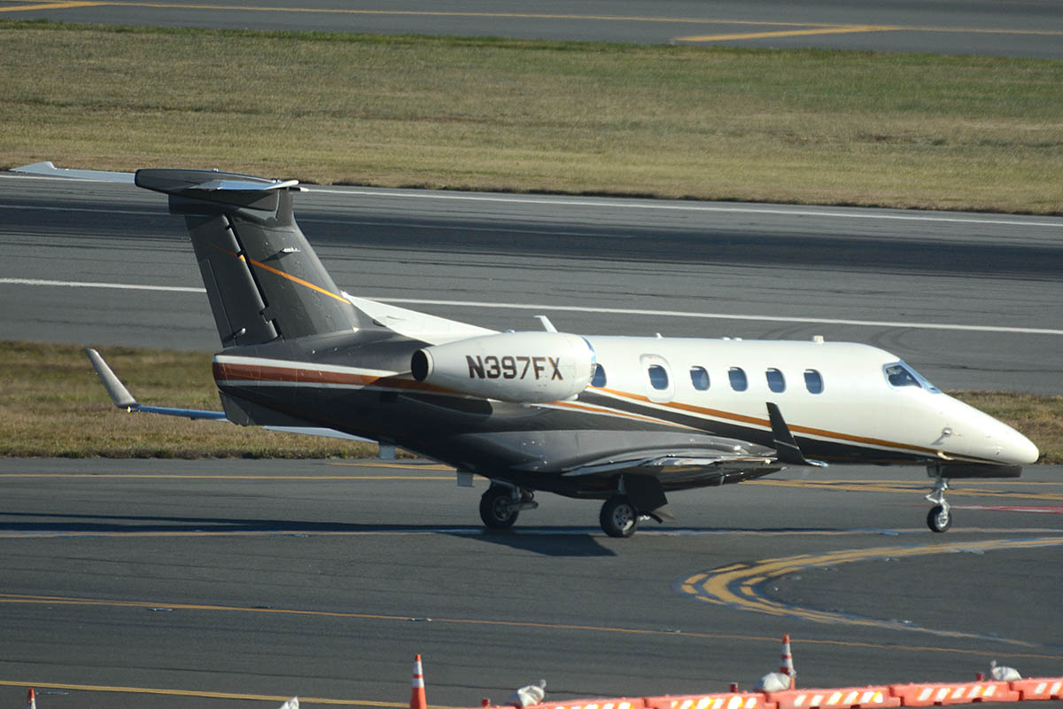 Embraer Phenom 300 de Flexjet.