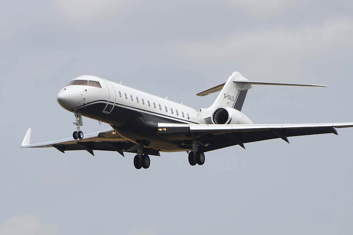 Buenas perspectivas para la aviación ejecutiva en 2023, pero debe hacer más por ser verde.