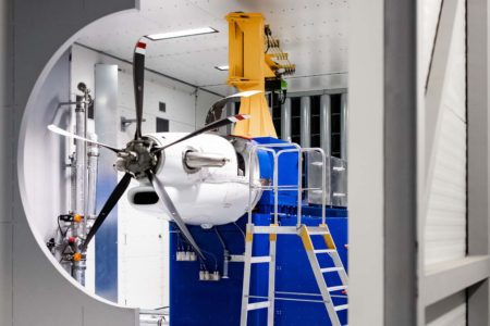 Uno de los General Electric Avio Catalyst en el bando de ensayos.q