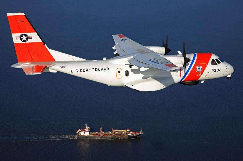 CN235 de los Guarda Costas de Estados Unidos