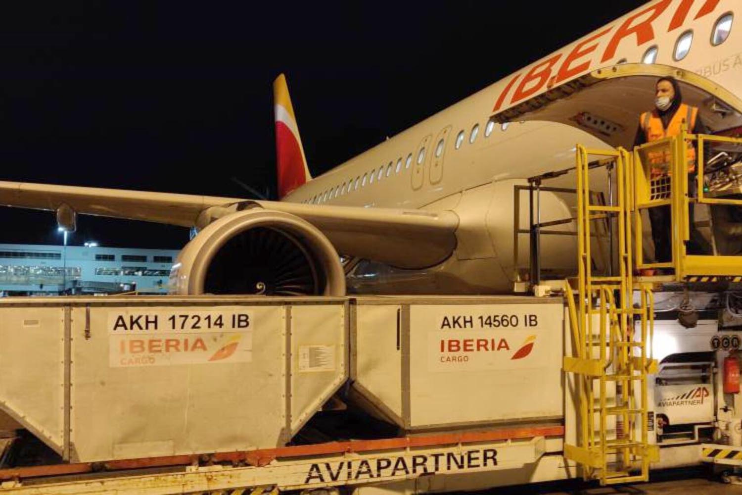 Aena relanza sus ciudades aeroportuarias por el crecimiento de la carga aérea.