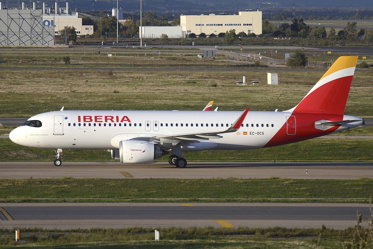 El A320neo EC-OCS y bautizado Somos uno y diverso, fue entregado por Airbus el 4 de octubre de 2023.