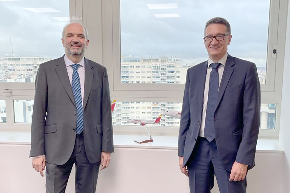 Angel Marcos y José Luis de Luna de Iberia.