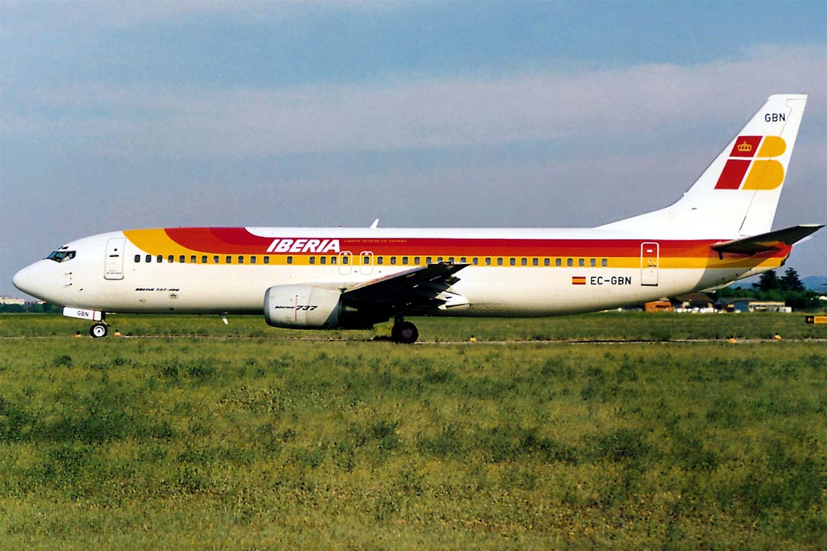 Entre 1988 y 2001 Iberia voló el B-737. Ahora podría incorporar la versión MAX desde 2023.