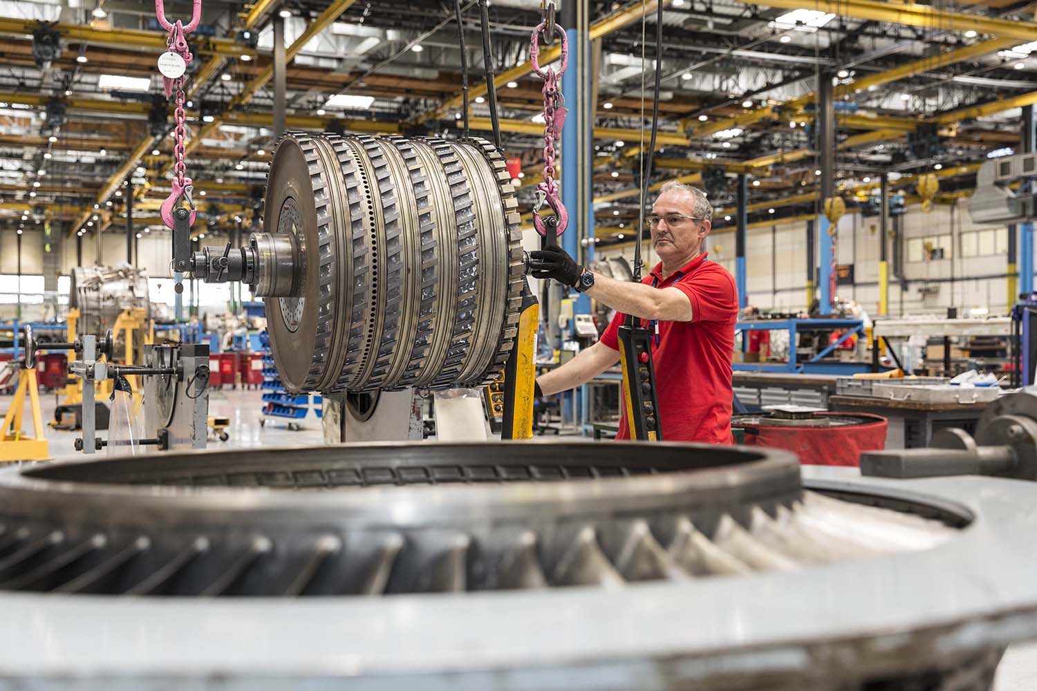 Taller de reparación de motores de Iberia Mantenimiento.