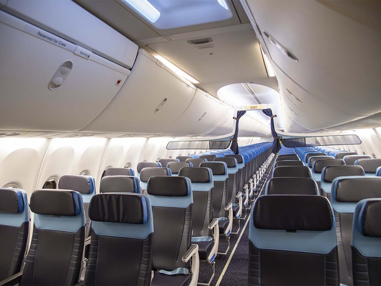 Nueva cabina con asientos Recaro para los Boeing 737-800 de KLM.