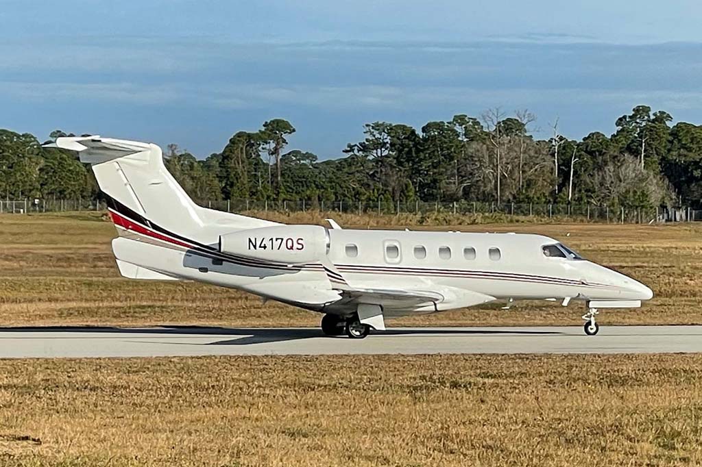 Netjets Embraer Phenom300
