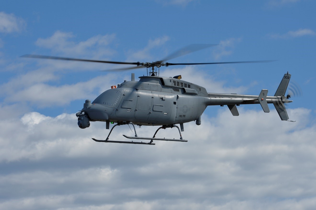 MQ-8C con el radar AN/ZPY-8 montado bajo el morro junto a la bola del FLIR.